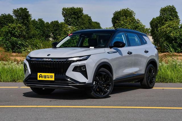 东风与吉利的“碰撞”,同样是混动,皓极VS星越L,谁实力更强?