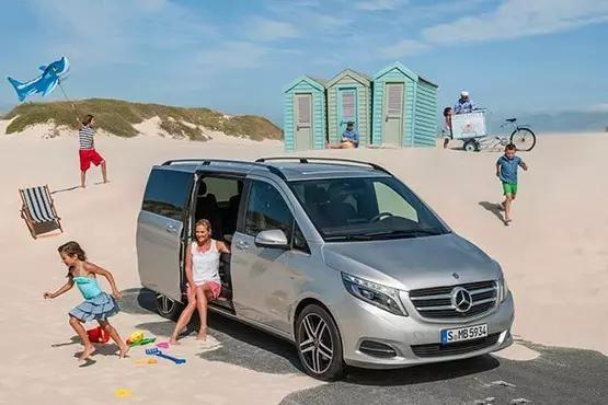 今晚5款重磅车型同时上市,小辣椒团队现场直播,眼晕中