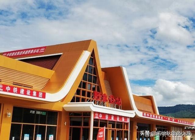 从昆明到西双版纳怎么去,有高铁坐吗,西双版纳怎么游玩