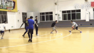 鹿晗帅气洗脱“娘”标签，获赞：确实不错，比吴亦凡强