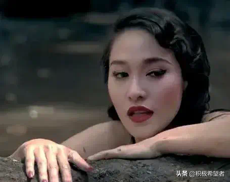 泰国大尺度“三级片”剧情层层递进，适合晚上一个人的时候看！