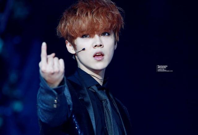 鹿晗帅气洗脱“娘”标签，获赞：确实不错，比吴亦凡强