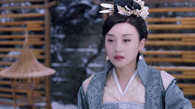 从最美公孙绿萼，到《枕上书》女君橘诺，41岁的她也演上长辈了