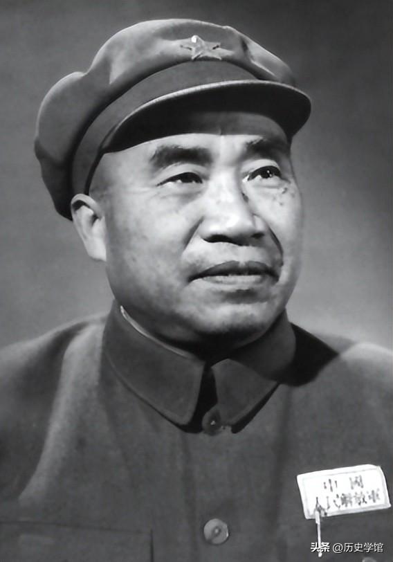 1975年，重庆掘出一戴手铐的女尸，揭开了26年前女地下党失踪之谜