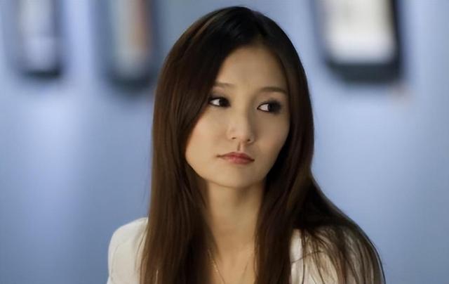 牛萌萌：从一线演员沦落到开网店，经历多段感情绯闻，今仍单身