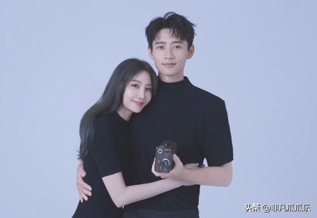 爱江山更爱美人，“英年早婚”的5位男星，不给其他女生任何机会