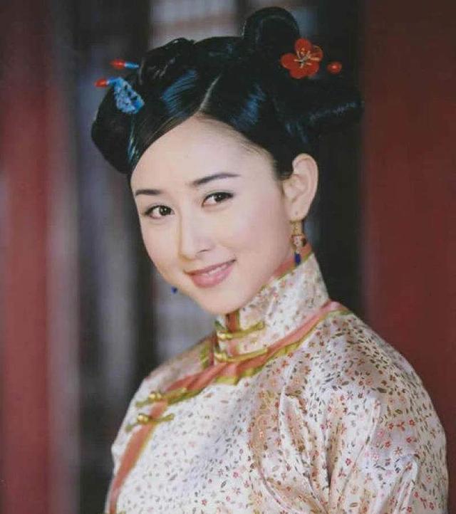 远嫁国外豪门的胡静 曾在老同学梅婷的婚礼上哭得一塌糊涂