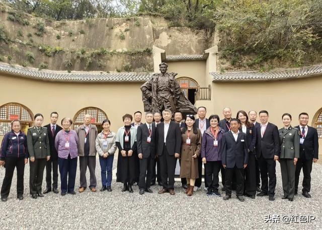 陕甘边区苏维埃政府成立90周年纪念活动革命先烈先辈亲属代表
