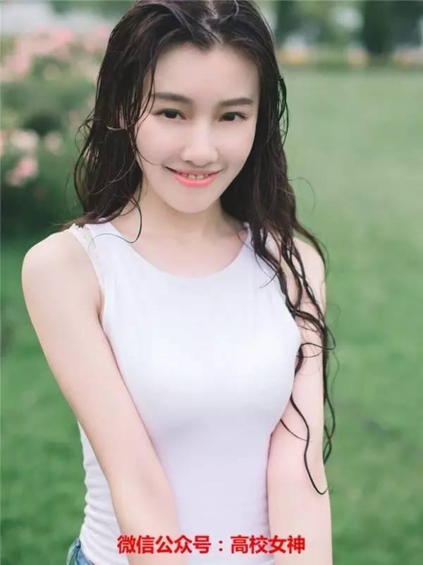 中国传媒大学校花王鹤润，貌美如仙女，为什么却剃光头？