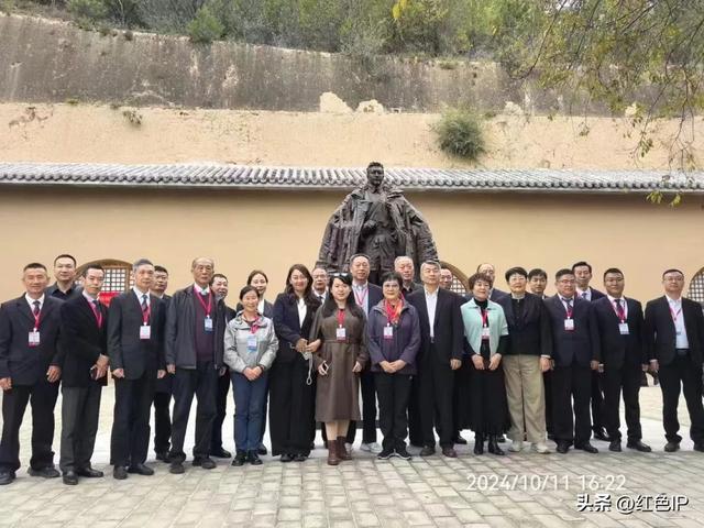 陕甘边区苏维埃政府成立90周年纪念活动革命先烈先辈亲属代表