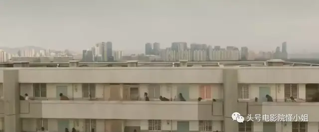 2部丧尸片，韩国抢先上映！《釜山行2》定档7月，不是第一部续集