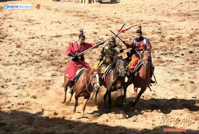 大宋英雄今朝见！“星河少年”上演岳飞枪挑小梁王