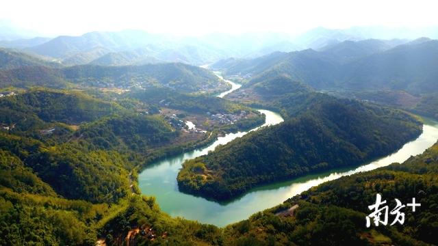 多图｜你被今天茂名的蓝天白云刷屏了吗？