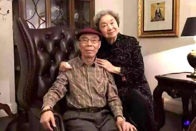 《小花》：一代人的青春记忆，青涩的陈冲刘晓庆唐国强，让人难忘