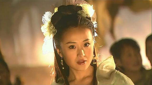 从最美公孙绿萼，到《枕上书》女君橘诺，41岁的她也演上长辈了
