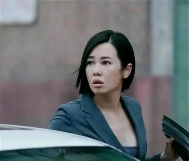 厚唇魅力，演技女王——余楠的银幕传奇
