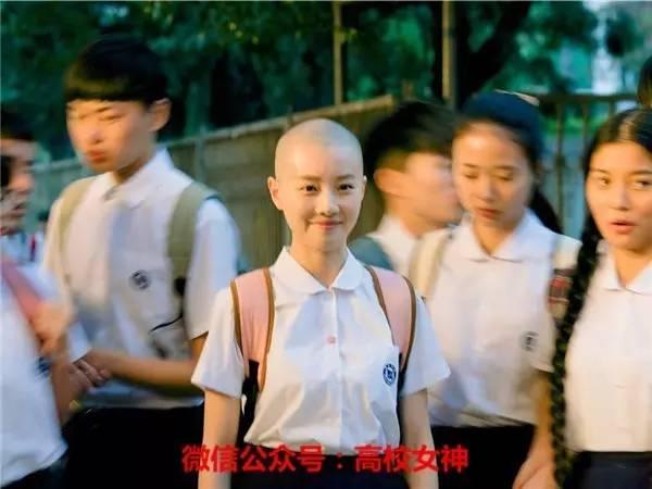 中国传媒大学校花王鹤润，貌美如仙女，为什么却剃光头？