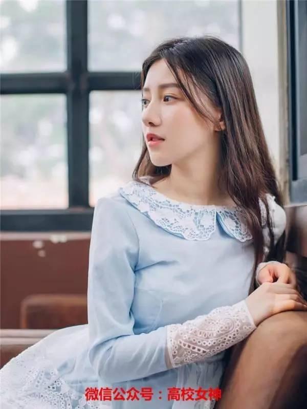 中国传媒大学校花王鹤润，貌美如仙女，为什么却剃光头？