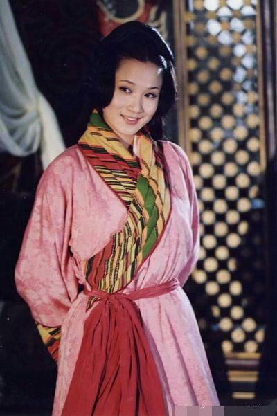 5位饰演过甄姬的女明星，蔡少芬经典，最后一位有点“丑”了