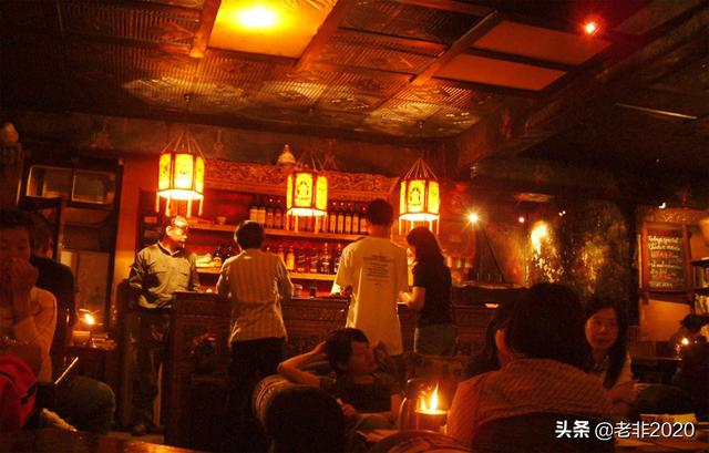 每次结伴同游被问是什么职业，我只能说一半