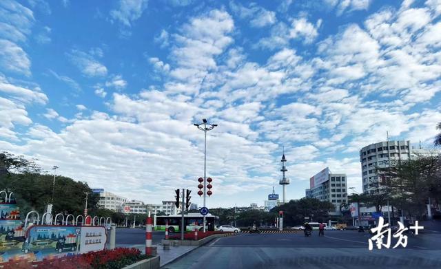 多图｜你被今天茂名的蓝天白云刷屏了吗？