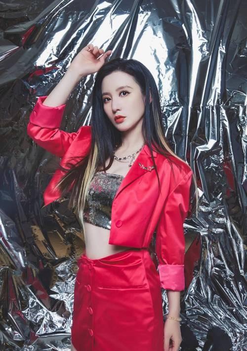 张萌和富豪老公秀恩爱，童话果然是骗人的！现实中霸道总裁不好看