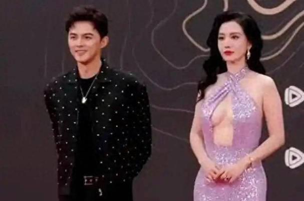 张萌和富豪老公秀恩爱，童话果然是骗人的！现实中霸道总裁不好看