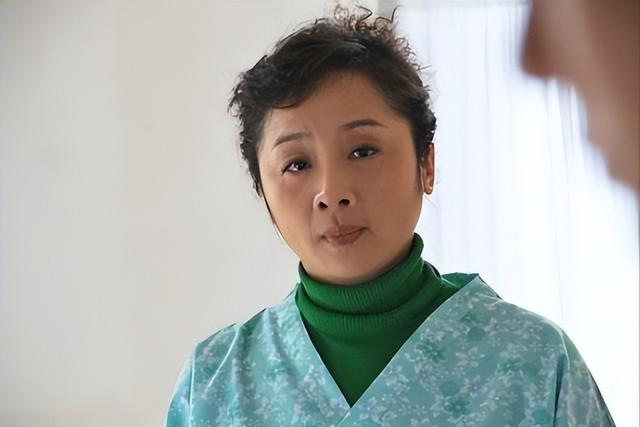 同是王新军儿子，前妻生的和后妻生的一对比，差距太明显了