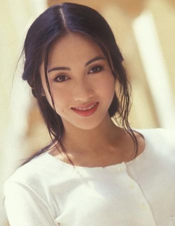 她曾出演三级片，一代视后却嫁给瘸子，为了弟弟宁愿息影！