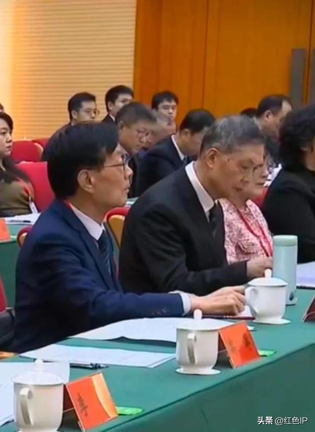 陕甘边区苏维埃政府成立90周年纪念活动革命先烈先辈亲属代表