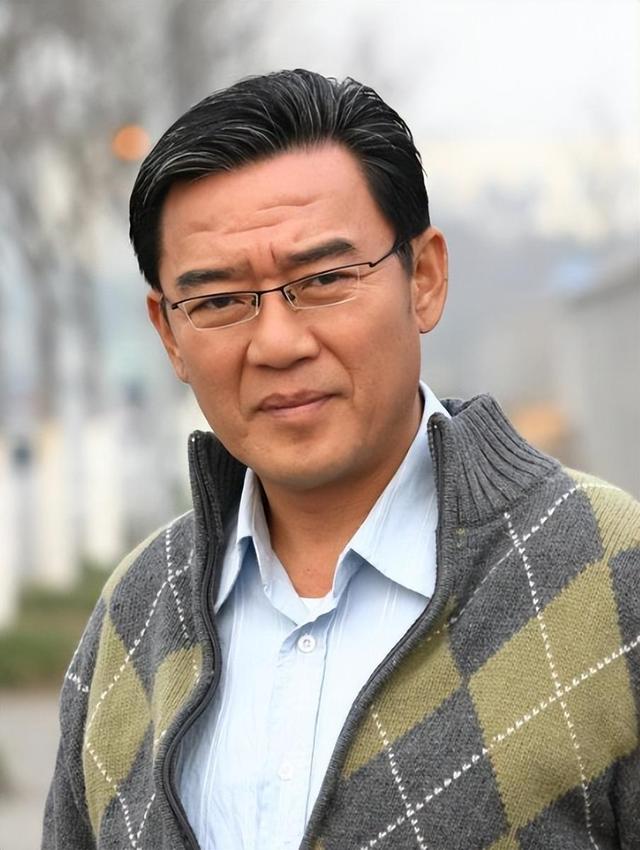 “两面三刀”的李立群，终于走到了这一步