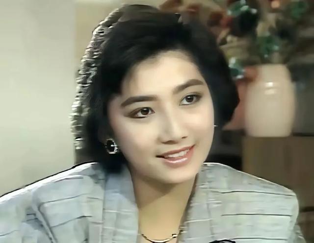 从“最美赵敏”到悲剧落幕：刘玉璞的破碎人生