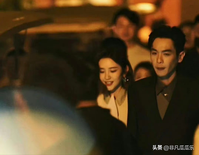 爱江山更爱美人，“英年早婚”的5位男星，不给其他女生任何机会
