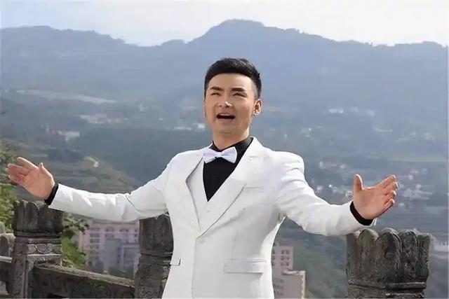 刘和刚：成名后把岳父母接到家里伺候，却让亲生父母去种郊区田？