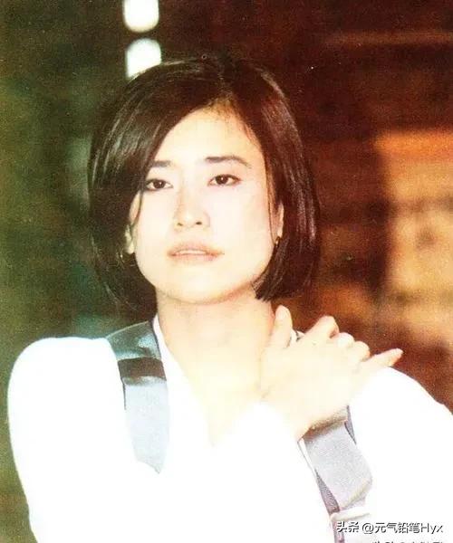 大岛由加利：从武打女星到港片传奇，她的打女之路究竟有多拼？