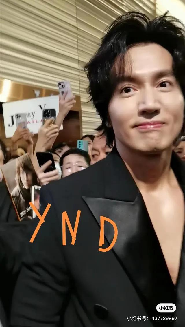 43岁周渝民颜值崩塌？发福脸盘变大，嘴唇逐渐消失，面相都改变了