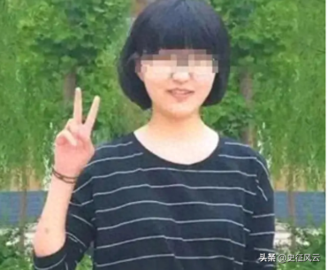12年复读女孩考上一本跳江自杀，临终前留下遗言，下辈子别做我妈