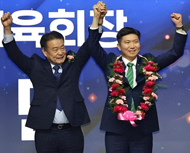 柳承敏当选韩国奥委会主席：低谷时曾想跳海，战胜王皓改变命运