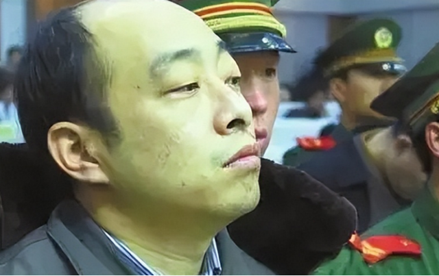 太原黑老大李满林：25岁称霸山西作恶14年，被判死刑时情绪崩溃