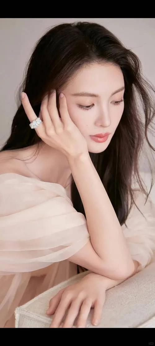 娱乐圈回族女神,谁是颜值扛把子?