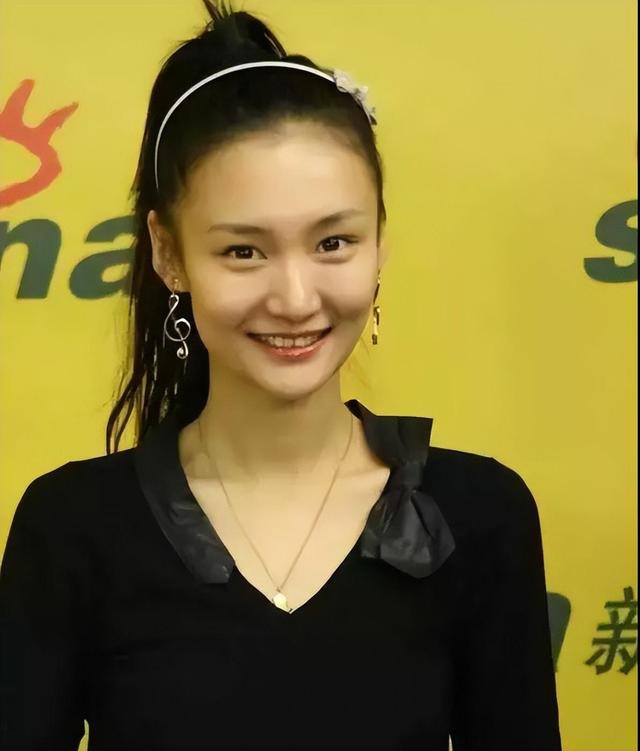 牛萌萌：从一线演员沦落到开网店，经历多段感情绯闻，今仍单身