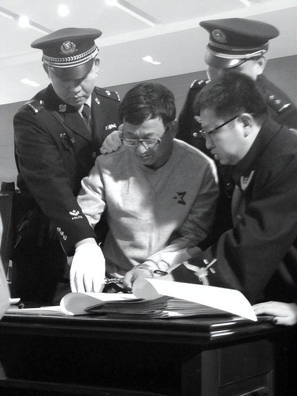 姚玉忠盗墓时从不用高科技，为何一找一个准，他究竟有什么本事？