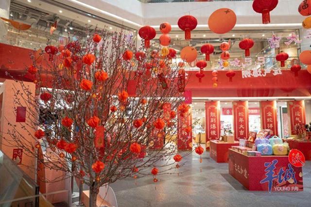 羊城春入万卷楼，这里成市民游客的“文化栖息地”