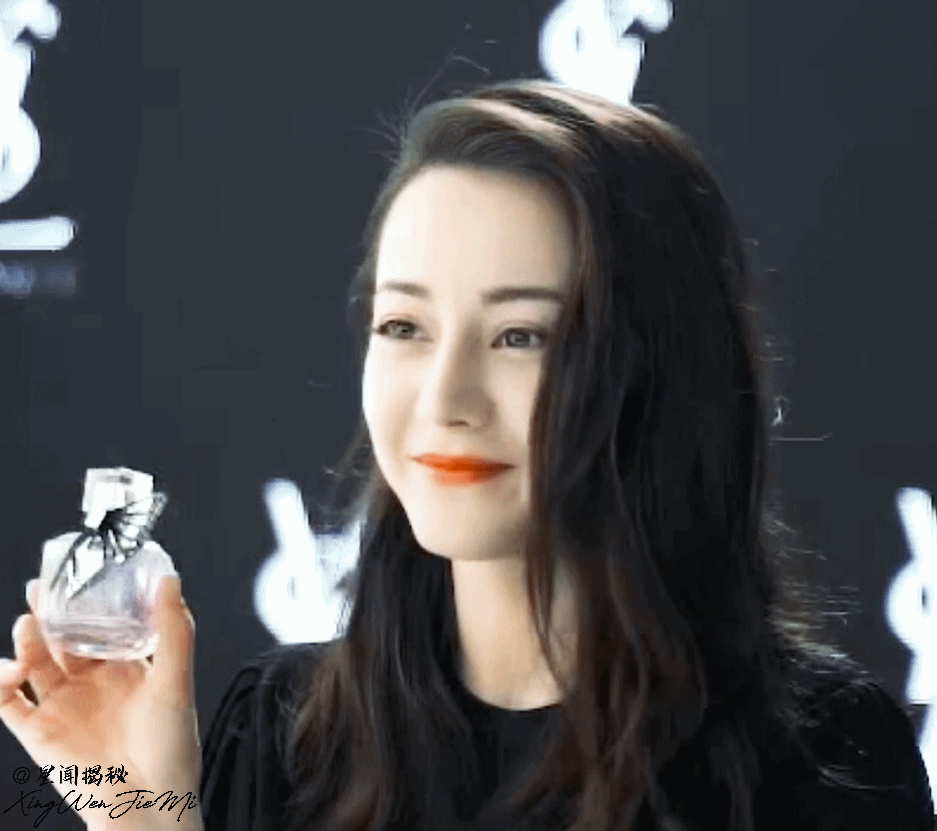 父亲是国家一级演员！难怪迪丽热巴这么棒！