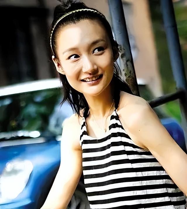 牛萌萌：从一线演员沦落到开网店，经历多段感情绯闻，今仍单身