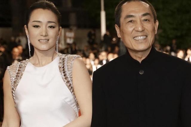 “藏”了那么多年，原来何政军的妻子是她，怪不得当初会拒绝巩俐