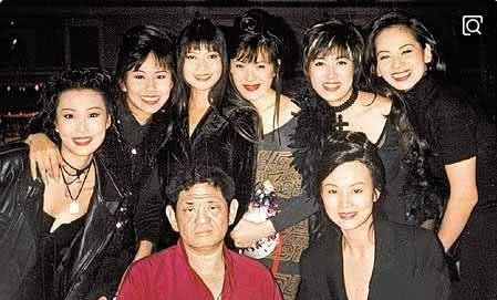 18年后，陈宝莲跳楼撇下的男婴，已经长成干爹“黄大少”的模样