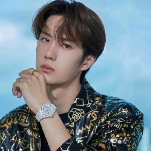 王一博机智一语概括所有选手年龄，顶尖舞者之夜展魅力