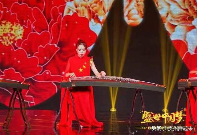 青年古筝演奏家徐灵儿应邀参加海南卫视国庆电视文艺晚会