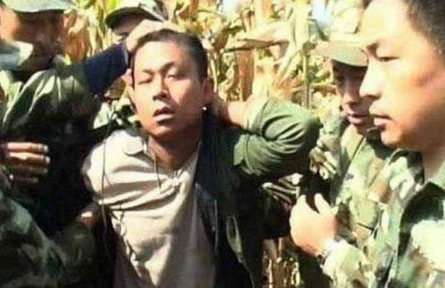 悍匪万光旭：从奥运天才到杀人恶魔，1人激战37名警察，下场如何